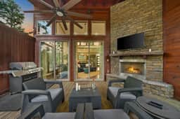 Cabin Retreat with Spa, Fire Pit & Games - Sleeps 4