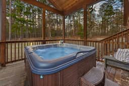 NEW! Prime Cabin, Hot Tub-Firepit-Safari, Sleeps 8