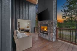 NEW! Modern Cabin - Hot Tub & Fire Pit - Sleeps 6!
