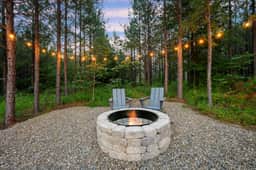 New! At Ease Romantic Honeymoon Cabin Hot Tub