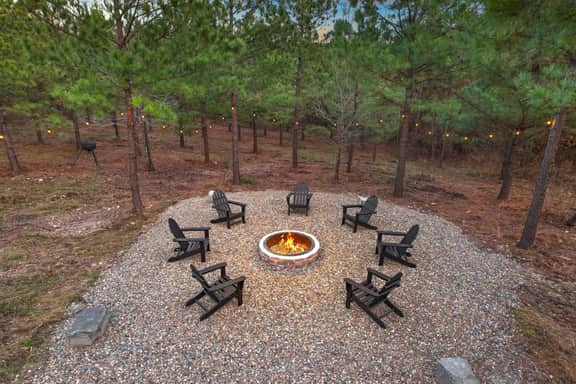 Over the Pines! Fantastic Views! Hot Tub-Firepit!