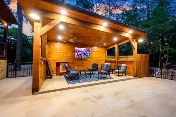 After the Sunset! 1-Level 5BR! Pool! - Arcade!