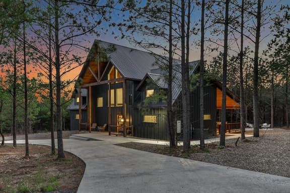 NEW! Modern Cabin - Hot Tub & Fire Pit - Sleeps 6!