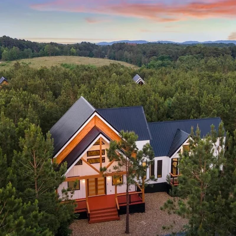 Entertainment Cabin Retreat, Spa Games & Play Zone